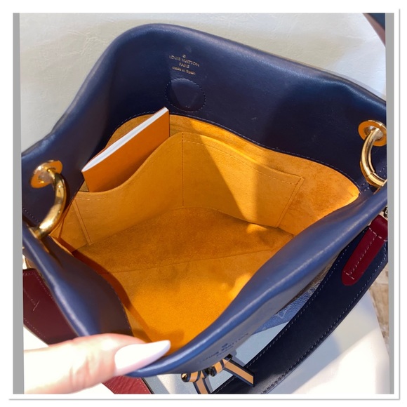 🎈SOLD❤️ Louis Vuitton Tuileries Besace - Picture 9 of 16